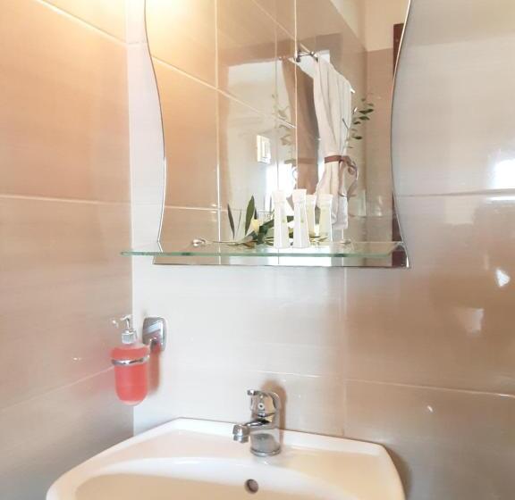 エコノミールーム, Poseidon Rooms