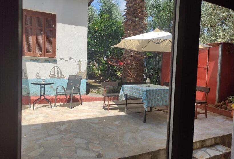 デラックスファミリールーム, Poseidon Rooms