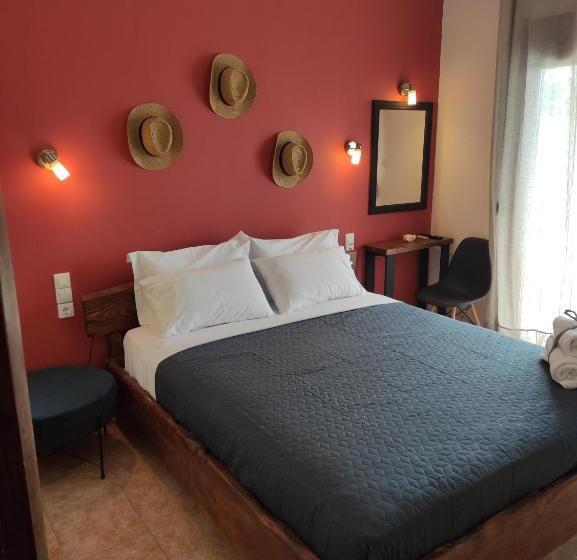 اتاق لوکس با چشم‌انداز دریا, Poseidon Rooms