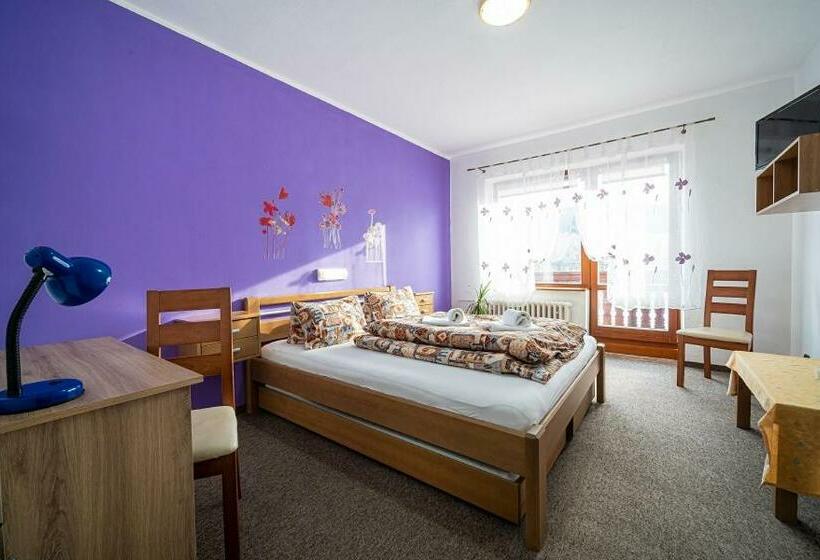 标准间, Rodinný Penzión Rogalo