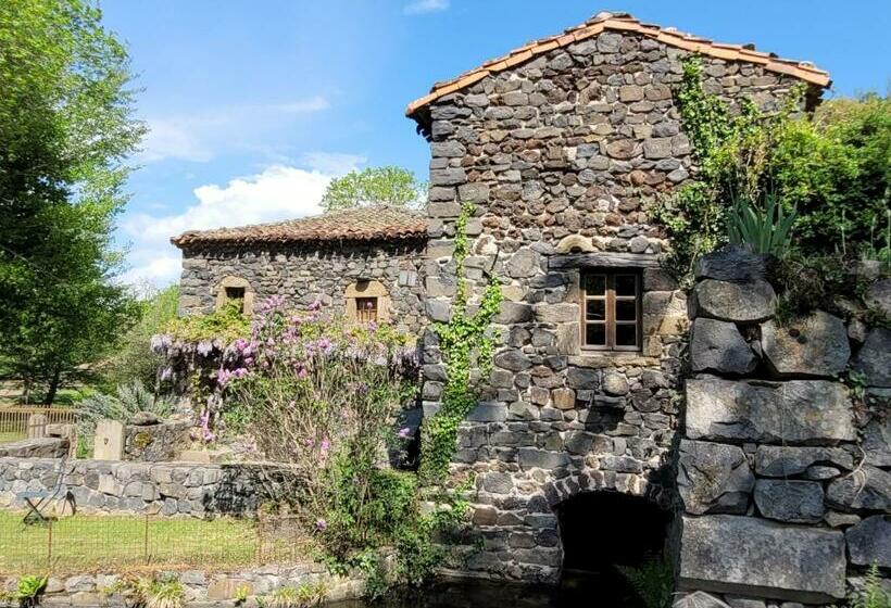 Номер Стандарт Вид на Сад, Le Moulin