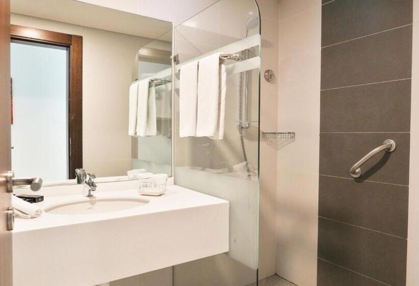 استودیوی استاندارد, Coral Tower Hotel By Hansa