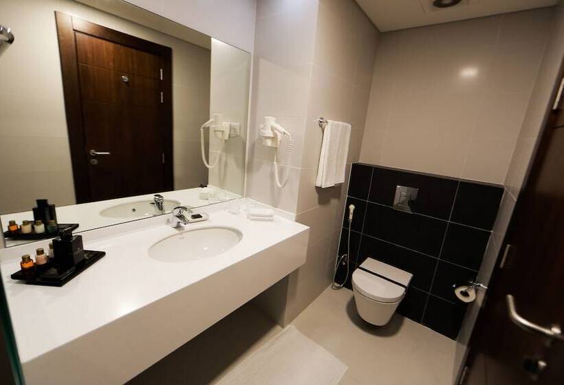 سوییت اجرایی, Coral Tower Hotel By Hansa