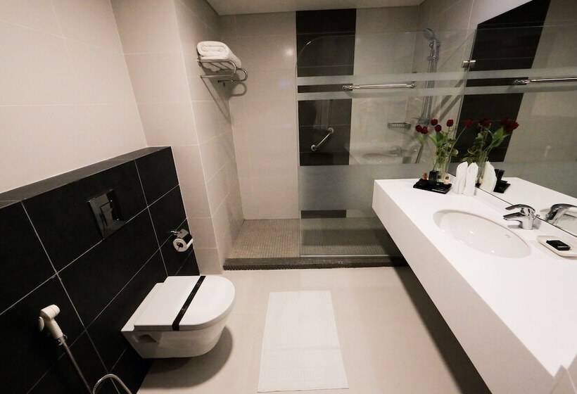 سوییت جونیور, Coral Tower Hotel By Hansa
