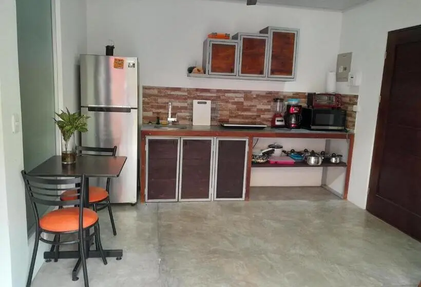 スタンダードスタジオ, Casas Guaney, Full Furnished Studios!