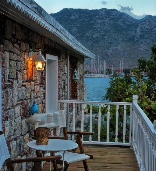 ガーデンビュースタンダードルーム, Losta Sahil Evi 2