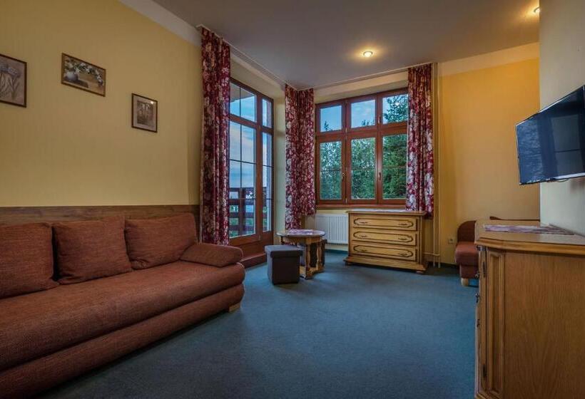 带阳台套房, Miramonti Penzión