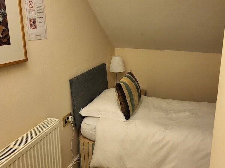 シングルデラックスルーム, Rossdene House