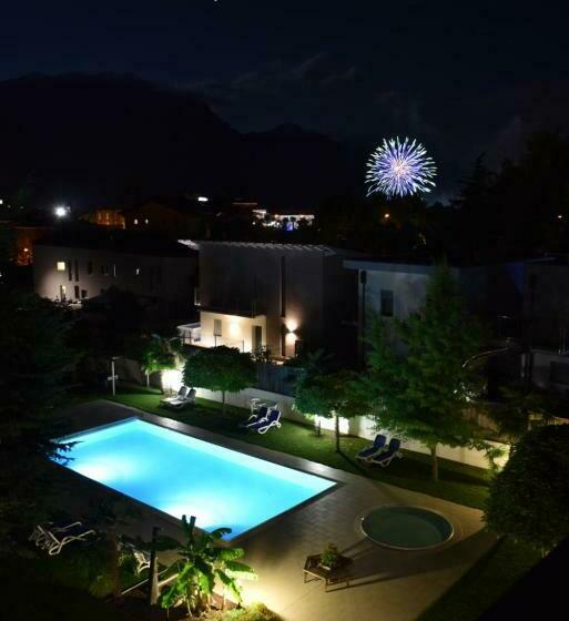 标准工作室, Villa Dina