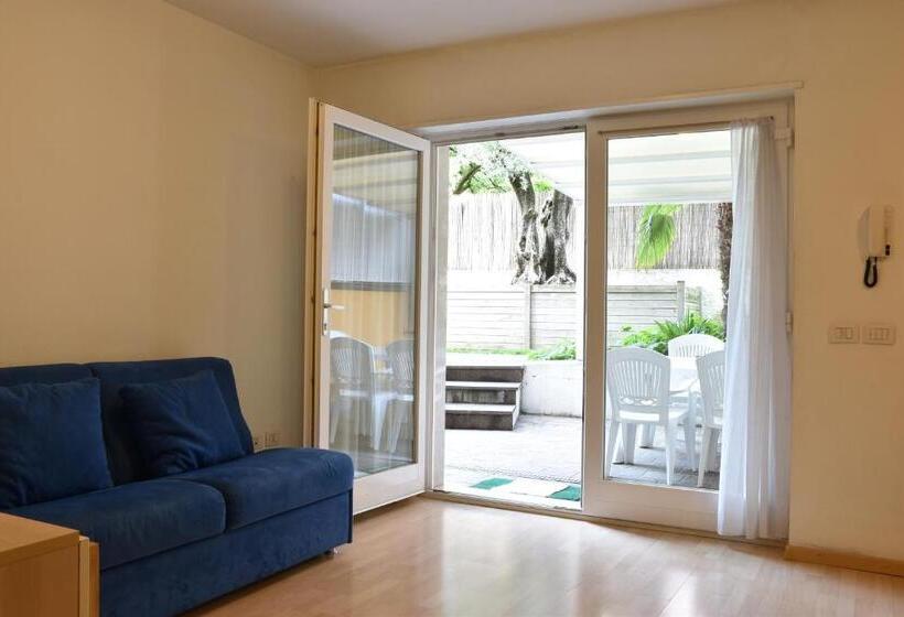 带2个卧室的公寓, Villa Dina