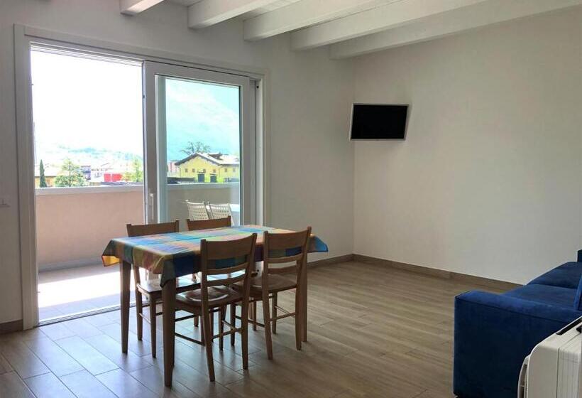 带1个卧室的高级公寓, Villa Dina