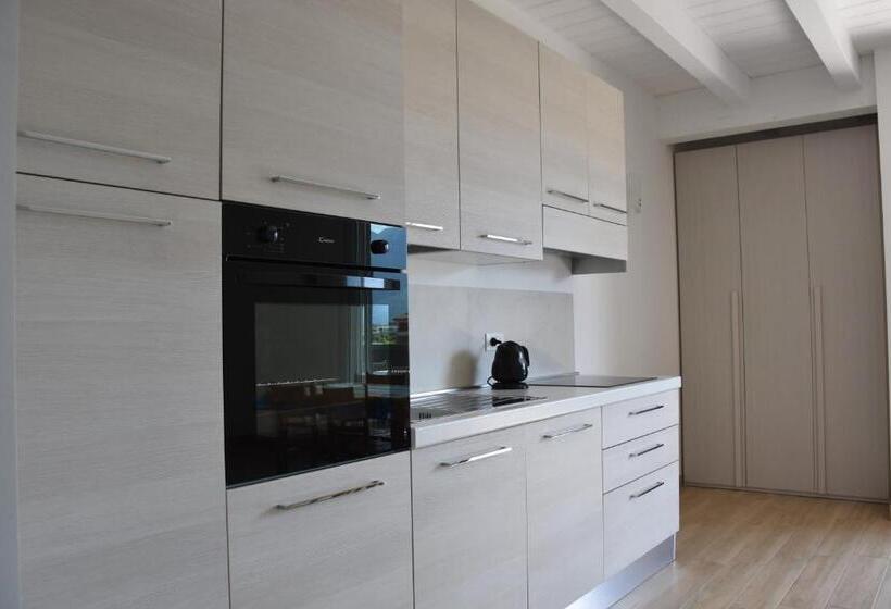 带1个卧室的高级公寓, Villa Dina