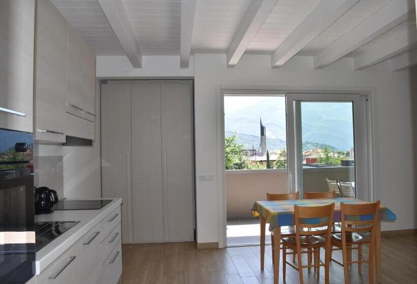 带1个卧室的高级公寓, Villa Dina