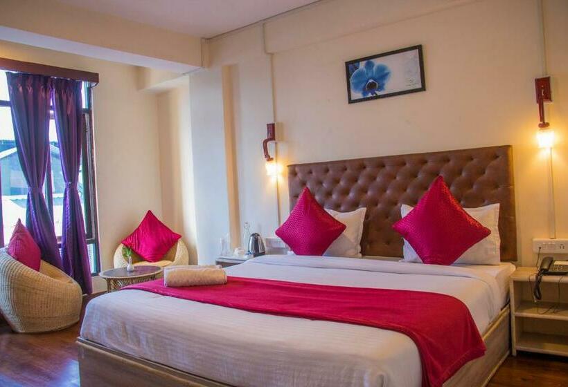 اتاق لوکس, Humro Himalayan Orchid