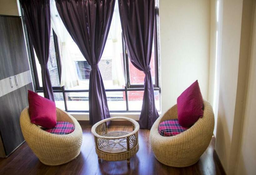 اتاق لوکس, Humro Himalayan Orchid