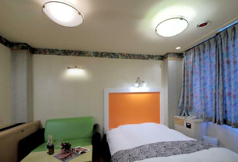 Номер Стандарт, Mio City