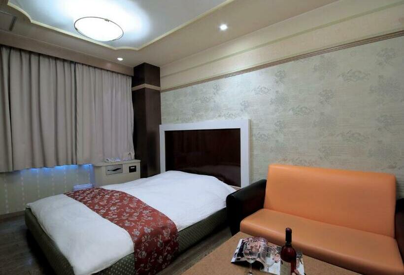 Номер Стандарт, Mio City