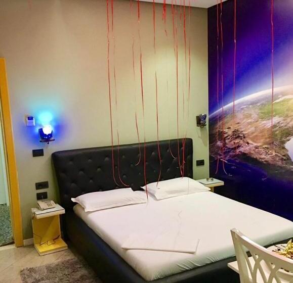 Standard Room, Vivi La Vita