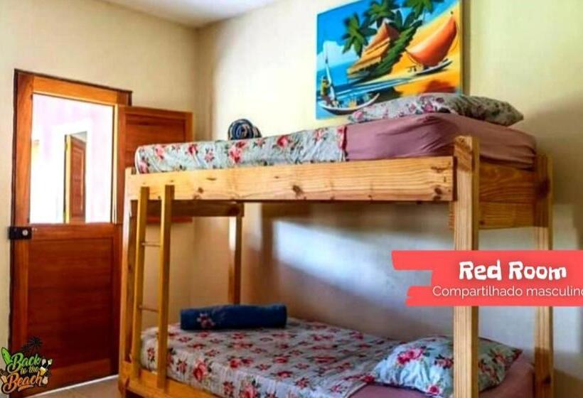 تختخواب در اتاق مشترک, Back To The Beach Hostel   Pipa