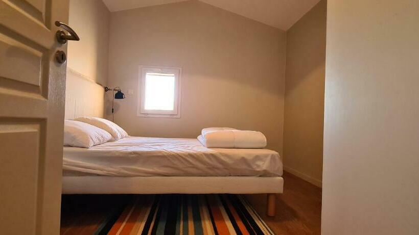 带1个卧室的带阳台的公寓, Gîtes Du Domaine De La Gauderie