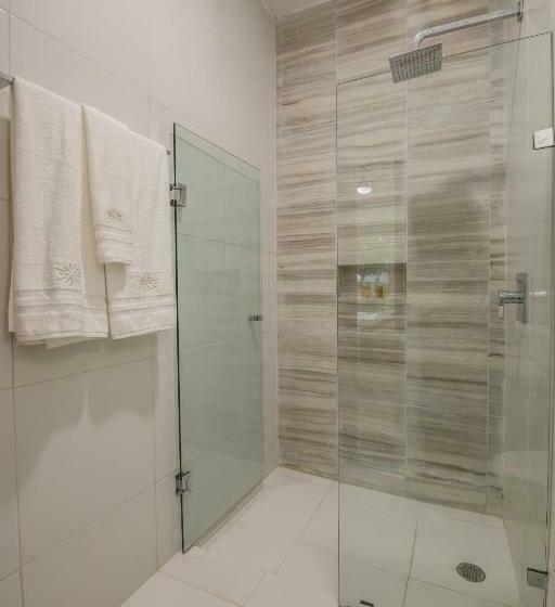 스탠다드 룸 킹사이즈 침대, Saastah Hotel Boutique