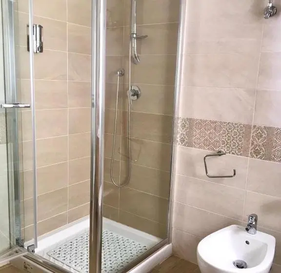 スタンダードトリプルルーム, B&b San Giovanni