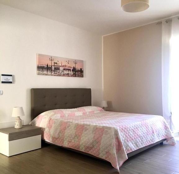 اتاق استاندارد سه نفره, B&b San Giovanni