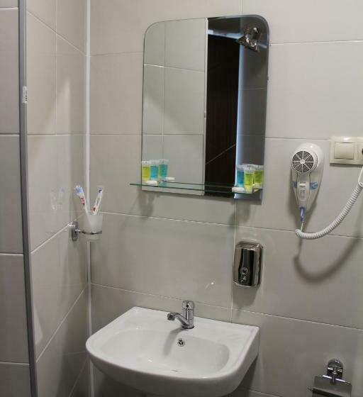 اتاق استاندارد یک نفره, Guest House Chiko