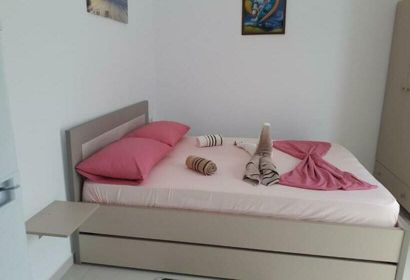 Apartament 1 Sypialnia z Balkonem, Vila Juna