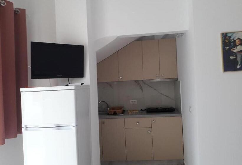 Apartament 1 Sypialnia, Vila Juna