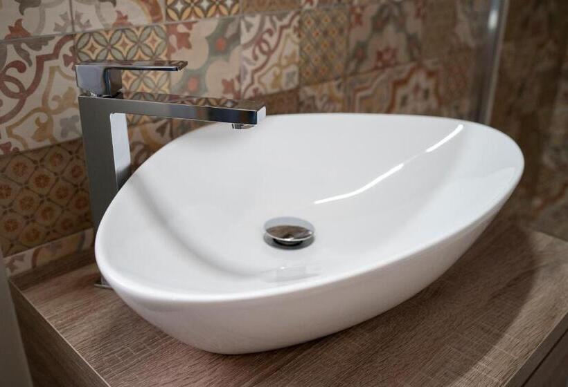 带大床的标准间, Anna & Alfredo Bed And Breakfast