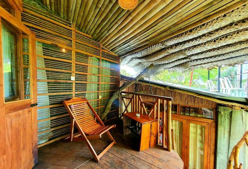 חדר סטנדרט נוף להרים, The Winsome & Tree House