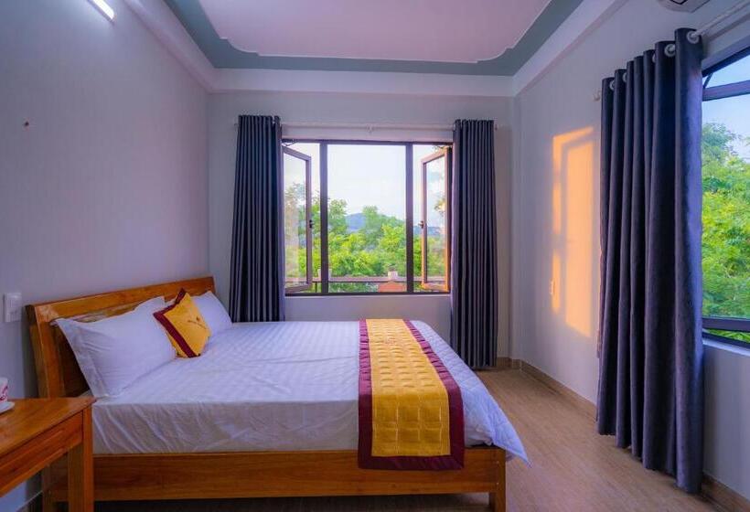 اتاق لوکس, Fami Homestay