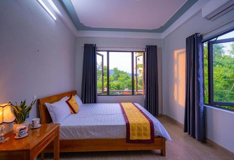 اتاق لوکس, Fami Homestay