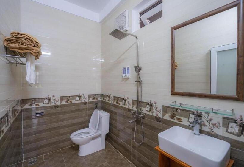 اتاق لوکس, Fami Homestay