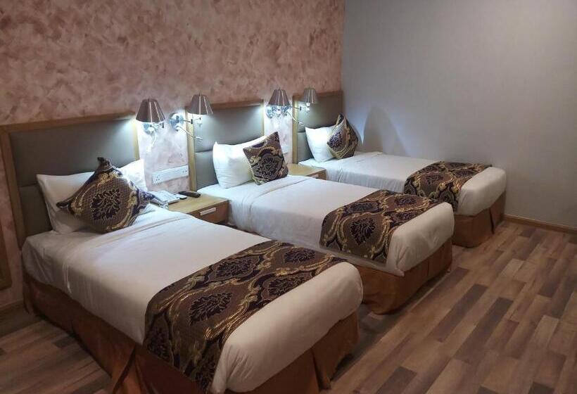 Трехместный Номер Deluxe, K Garden Hotel Sdn Bhd