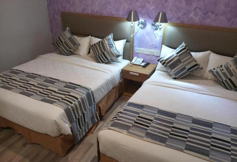 Семейный Номер, K Garden Hotel  Sdn Bhd