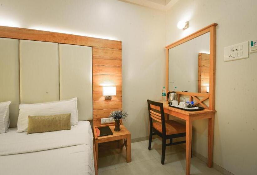 غرفة ديلوكس مطلّة علي البحر, Sea Fans Mandvi Beach