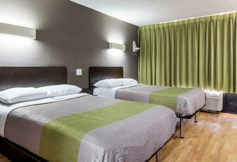 غرفة ديلوكس رباعية, Studio 6 Lagrange