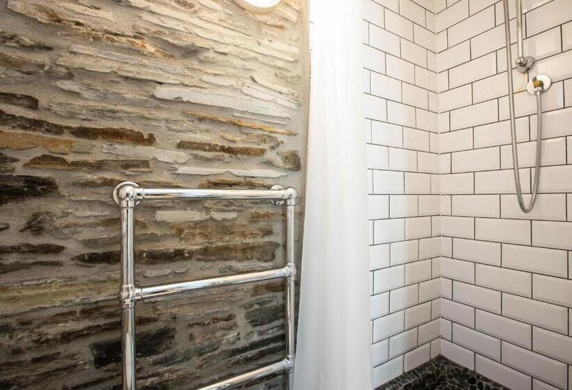 غرفة قياسية فردية, The Olde Malthouse Inn