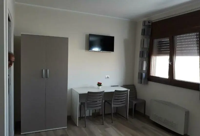 １階の１ベッドルームアパートメント, Af Service B&b