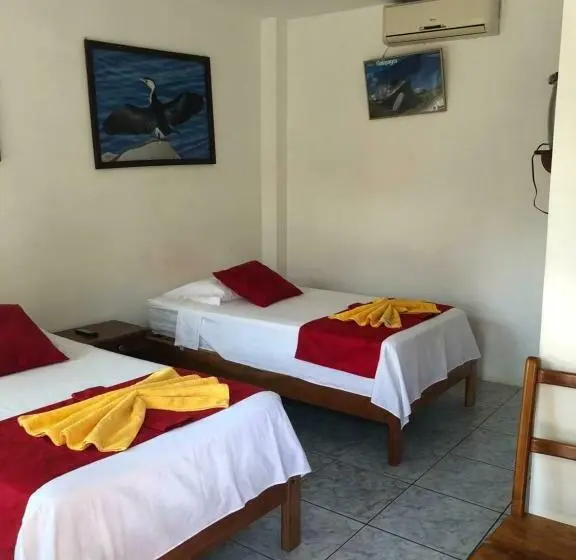 Perhehuone, Hostal Sandrita
