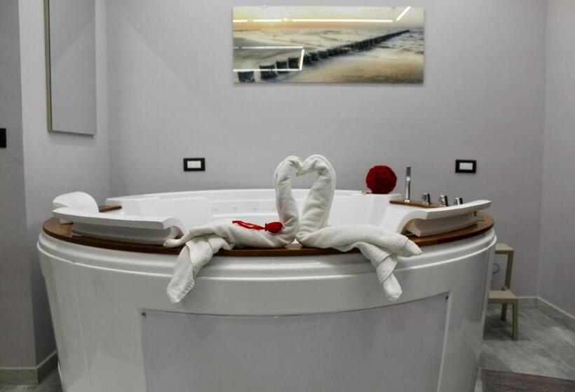 Номер Deluxe с Балконом, Balai Suite