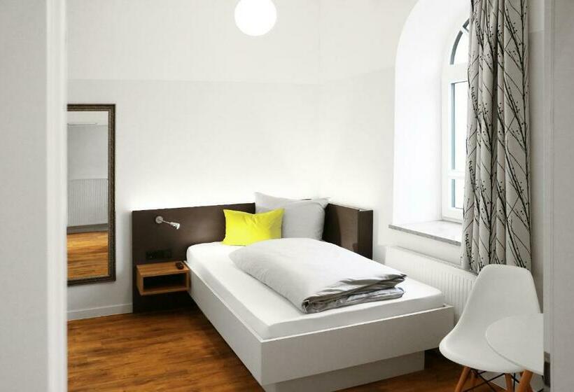 标准单人间, Pension Engelkeller