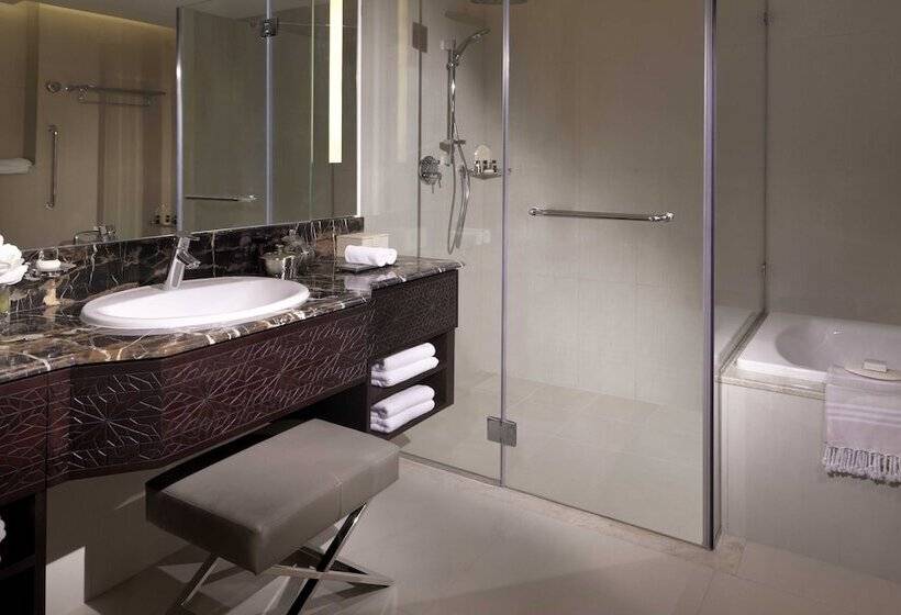 Студия Deluxe, Bab Al Qasr Residence