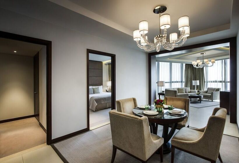 Апартаменты 3 Спальни, Bab Al Qasr Residence
