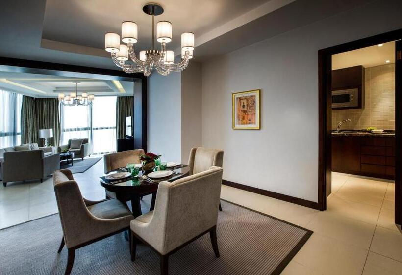 Апартаменты 2 Спальни, Bab Al Qasr Residence