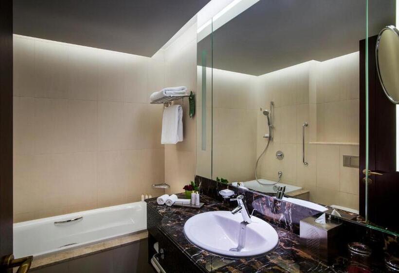 إستوديو قياسى, Bab Al Qasr Residence