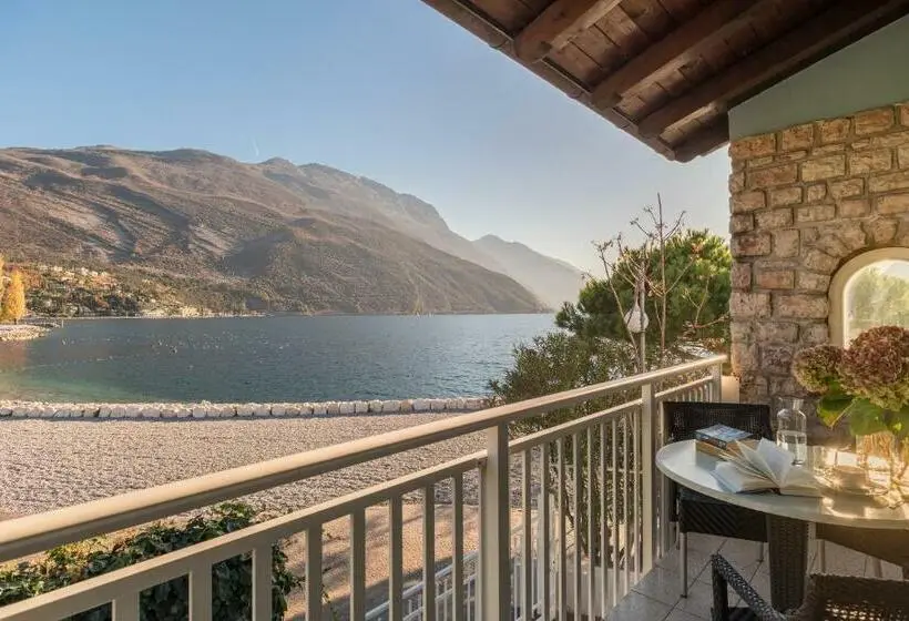 １ベッドルームのコンフォーとアパートメント, Casa Toblini Al Lago On The Beach