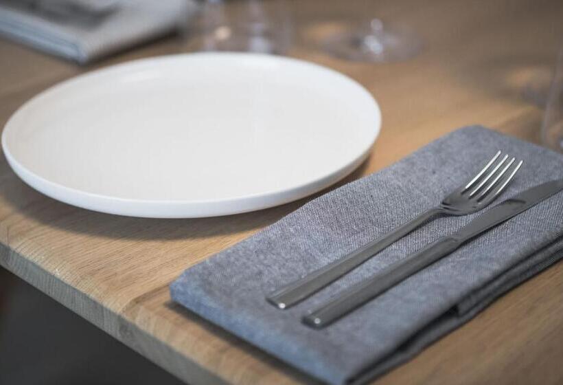 침실 1개 전망 아파트, Michael Am Waal